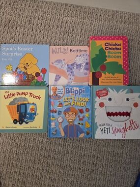 Let's Look and Find! Board Book - Blue